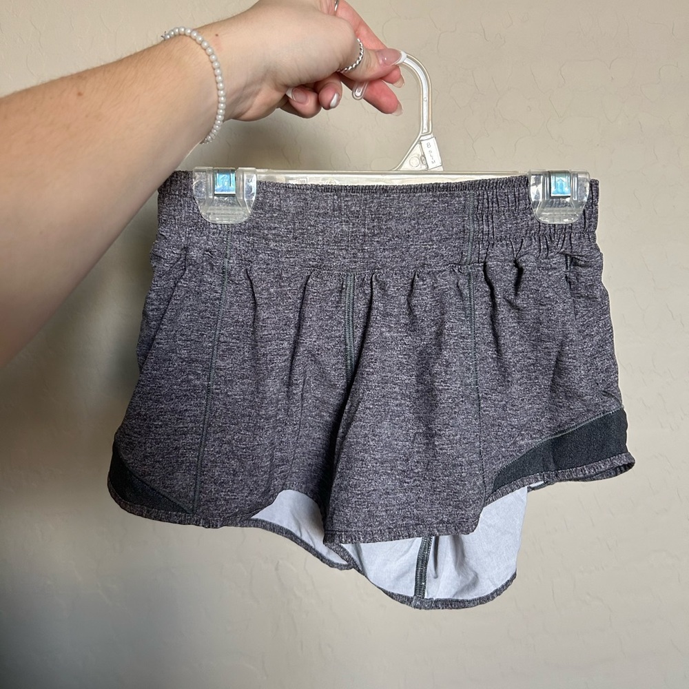 lululemon athletica grey hotty hot shorts
